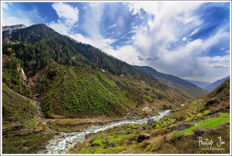 The Village of Sankri on the Har-Ki-Dun Trek