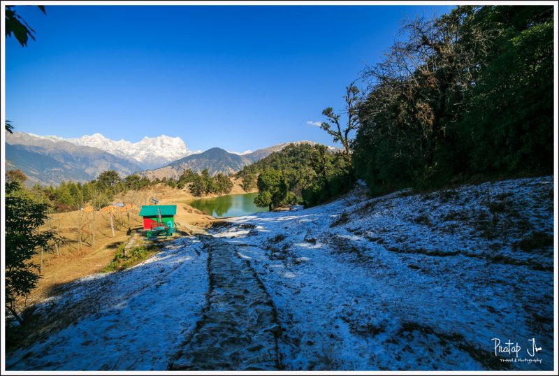 First view of Deoria Tal and snow!